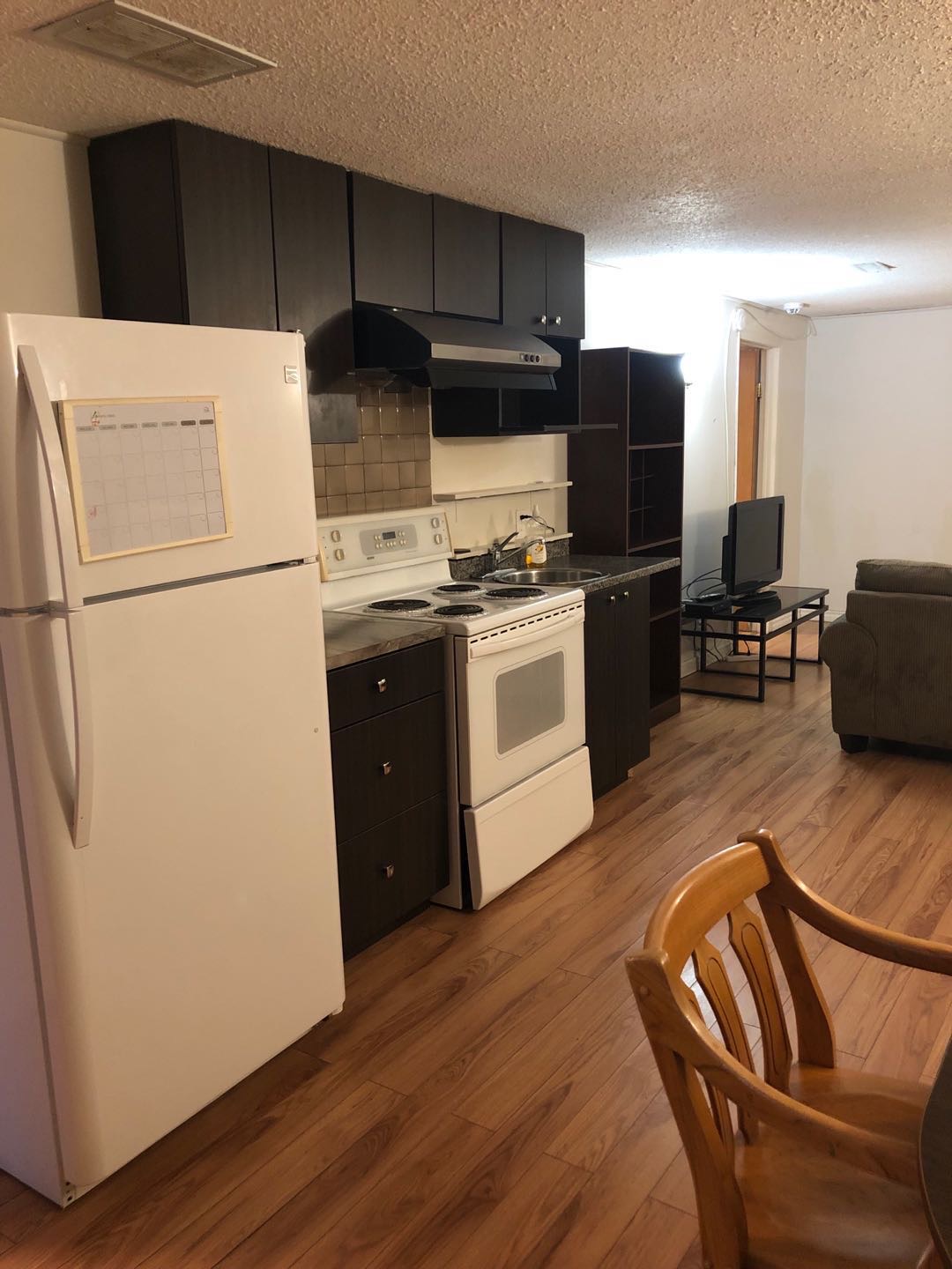 全包！一室一厅地下室！立即入住！ - 2