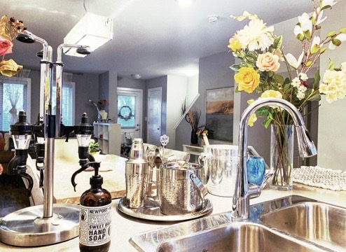 NEW·SWEET HOUSE FOR RENT NOV. 1st - 2