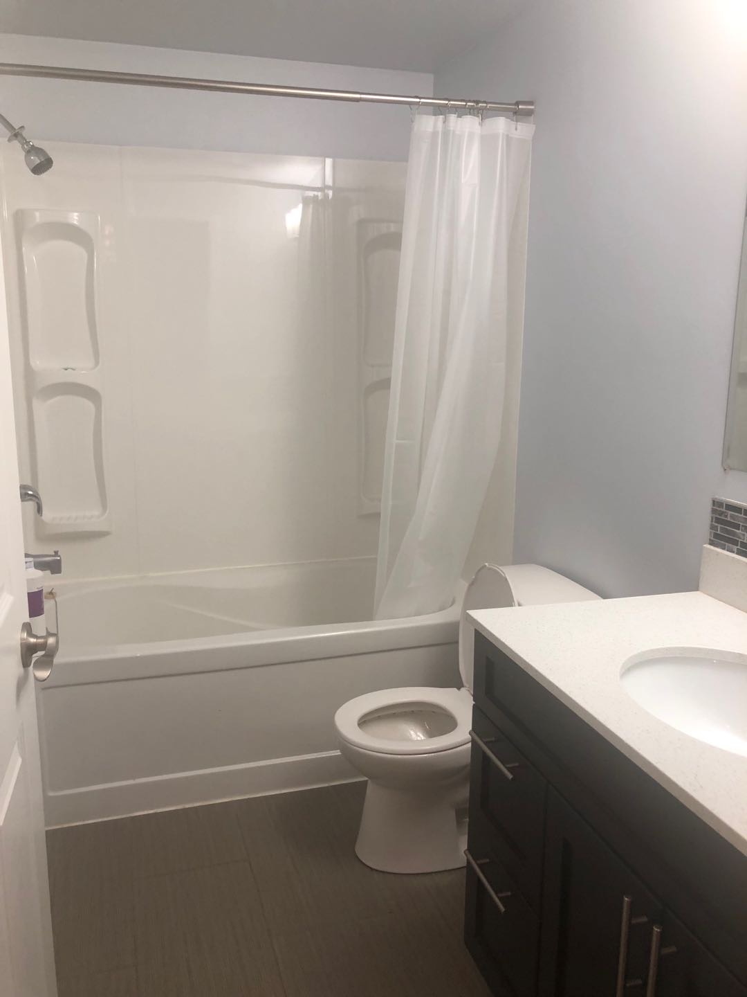 独立house半地下室一室一厅招租 - 3